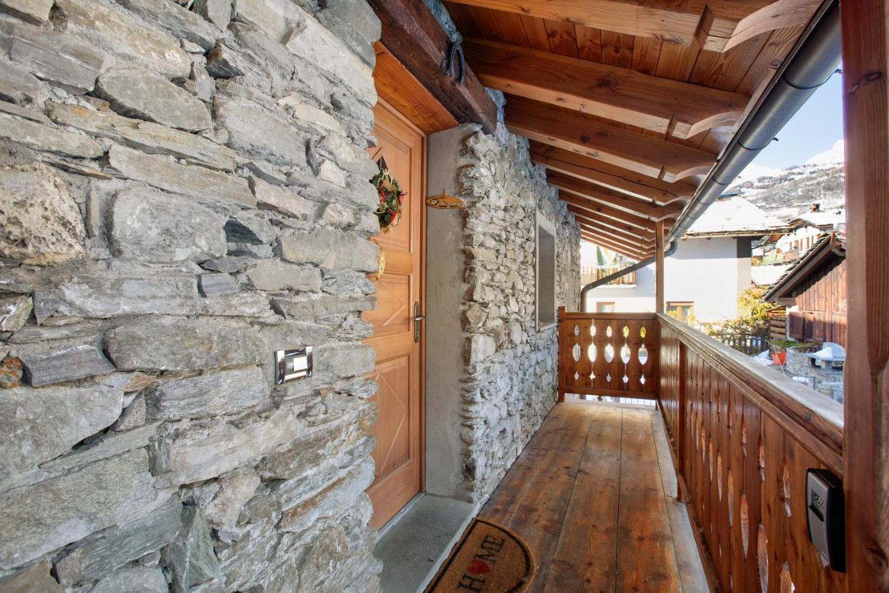 Chalet Vista Monte Bianco La Salle Esterno foto
